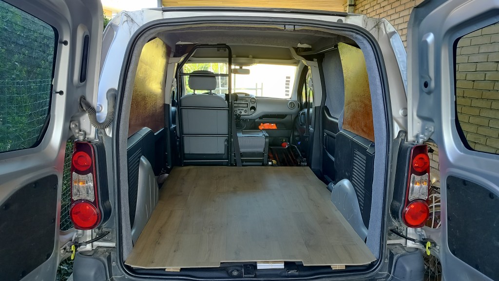 Building the Walls and Ceiling For my Minivan&nbsp;Camper
